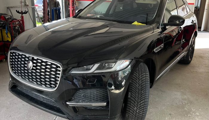 Jaguar F-Pace 2024